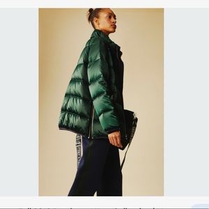 Tory Burch Sport FW 2019 Ready to Wear Dark Green Puffer